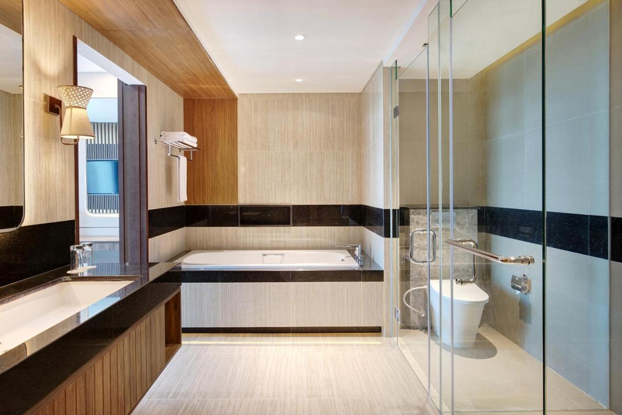 Mercure Pangkalanbuun Exterior foto
