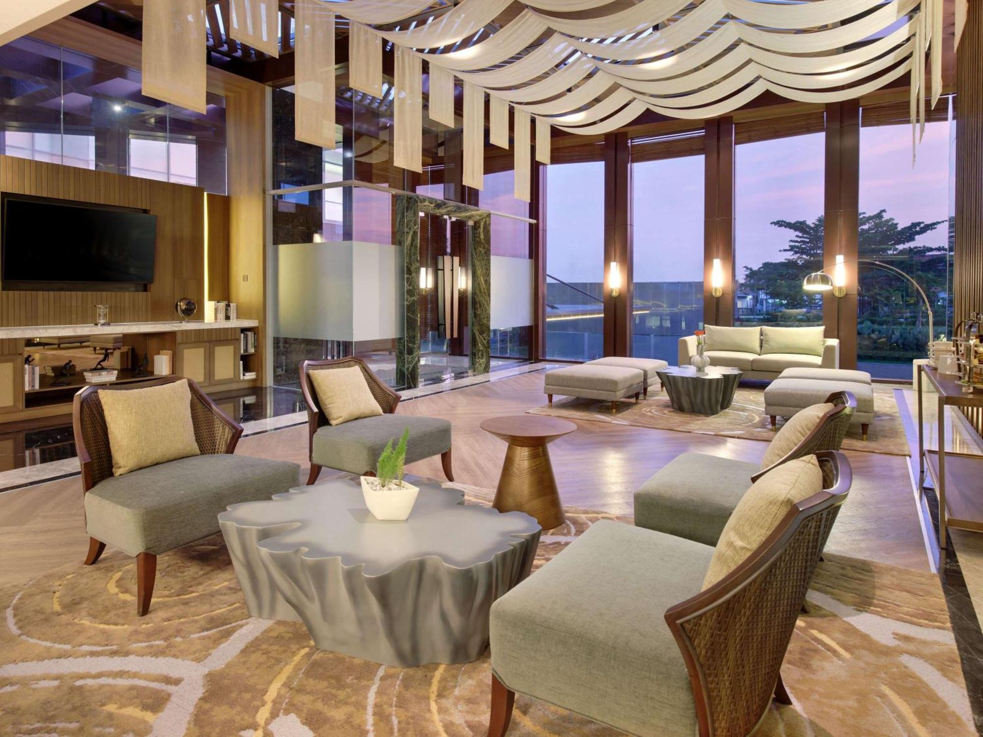 Mercure Pangkalanbuun Exterior foto